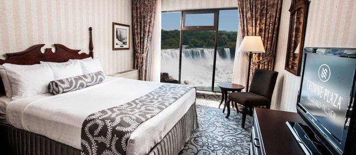 Crowne Plaza Fallsview King